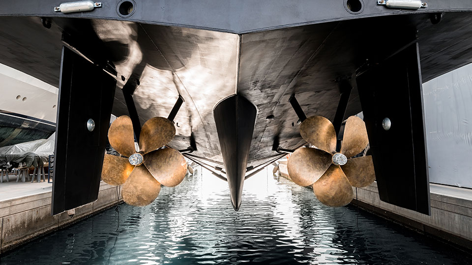 Superyacht Maintenance Guide: 10 Expert Yacht Maintenance & Repair Tips from Edmiston’s Luxury Yacht Services